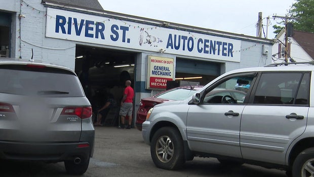 River St. Auto Center 