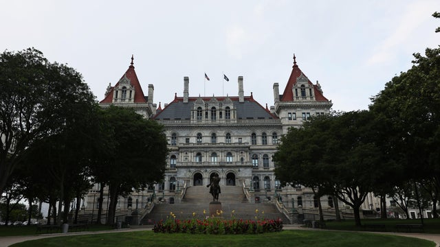 Incoming NY Governor Kathy Hochul Gives First Press Conference After Cuomo's Resignation 