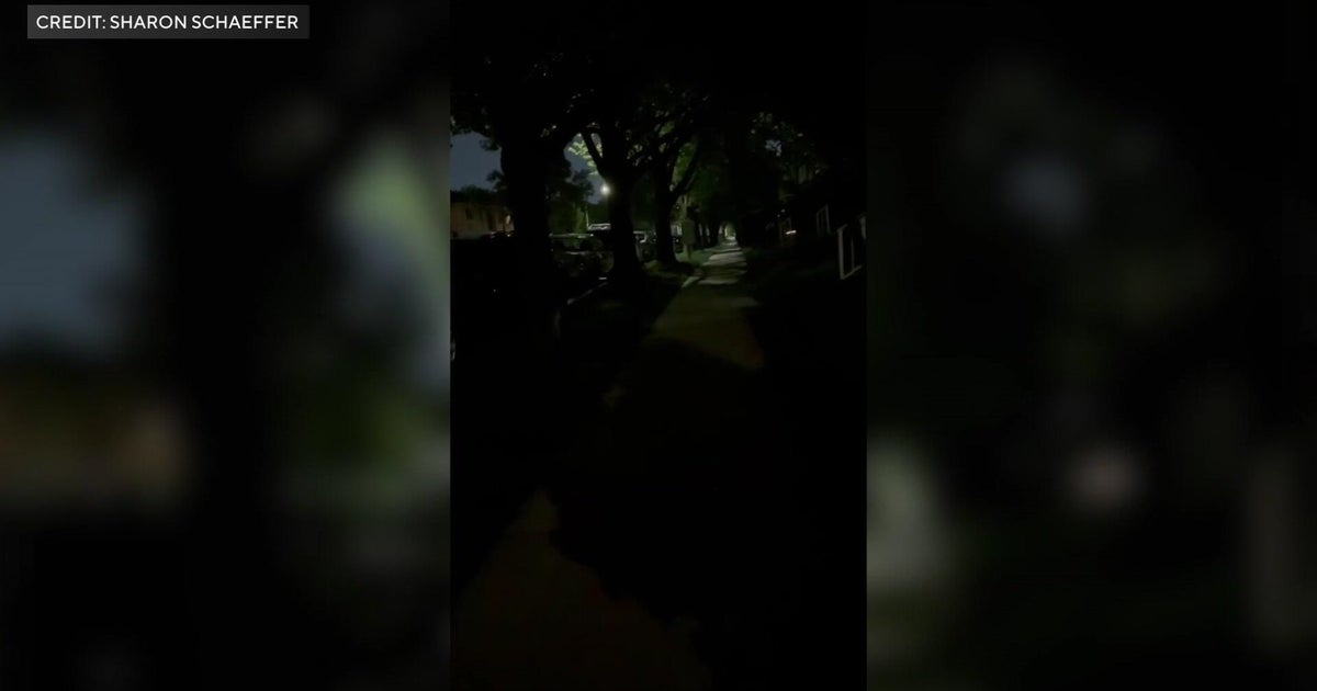 Overgrown trees on Queens block creating safety hazard at night, homeowner says