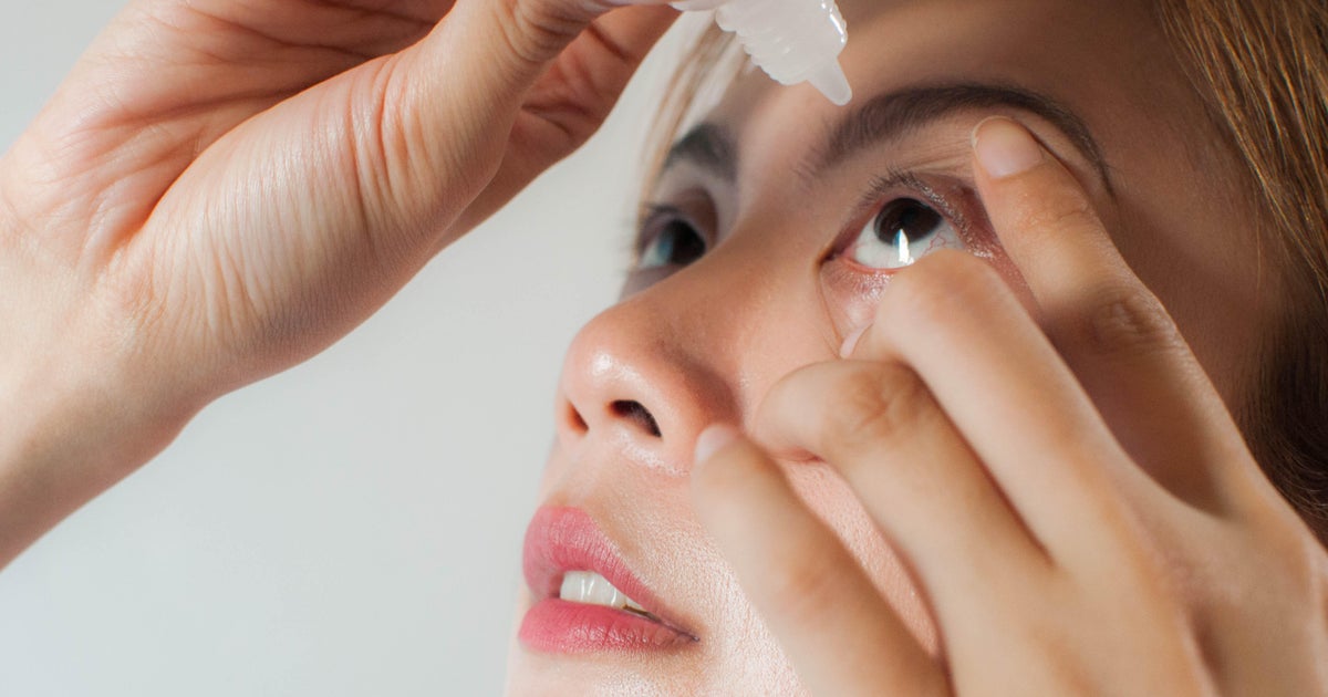 Капките за очи Clear Eyes са изтеглени в цялата страна поради риск от замърсяване, казва FDA