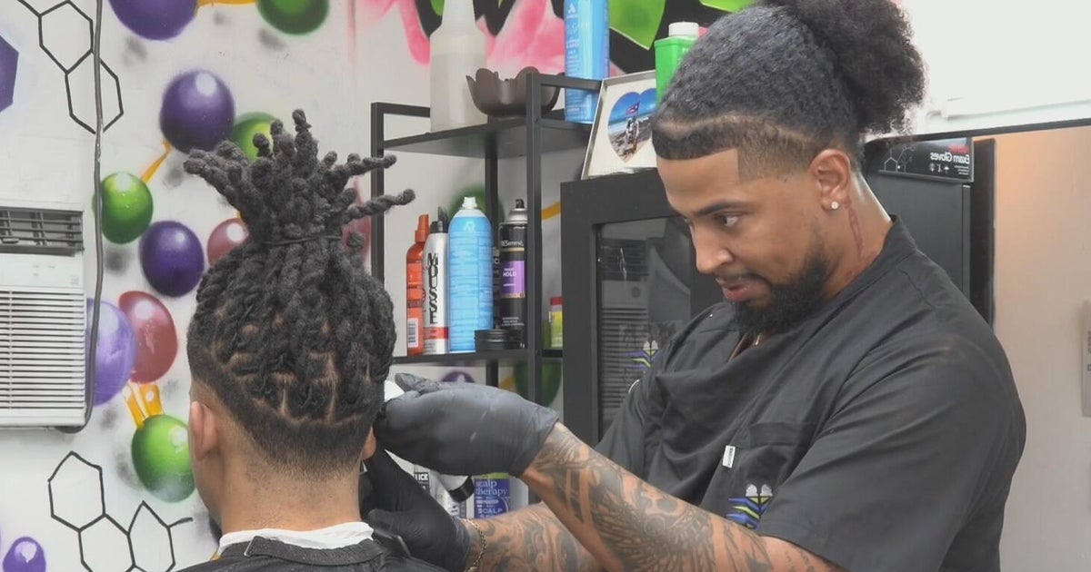 Pittsburgh barber shop provides free haircuts and school supplies for students