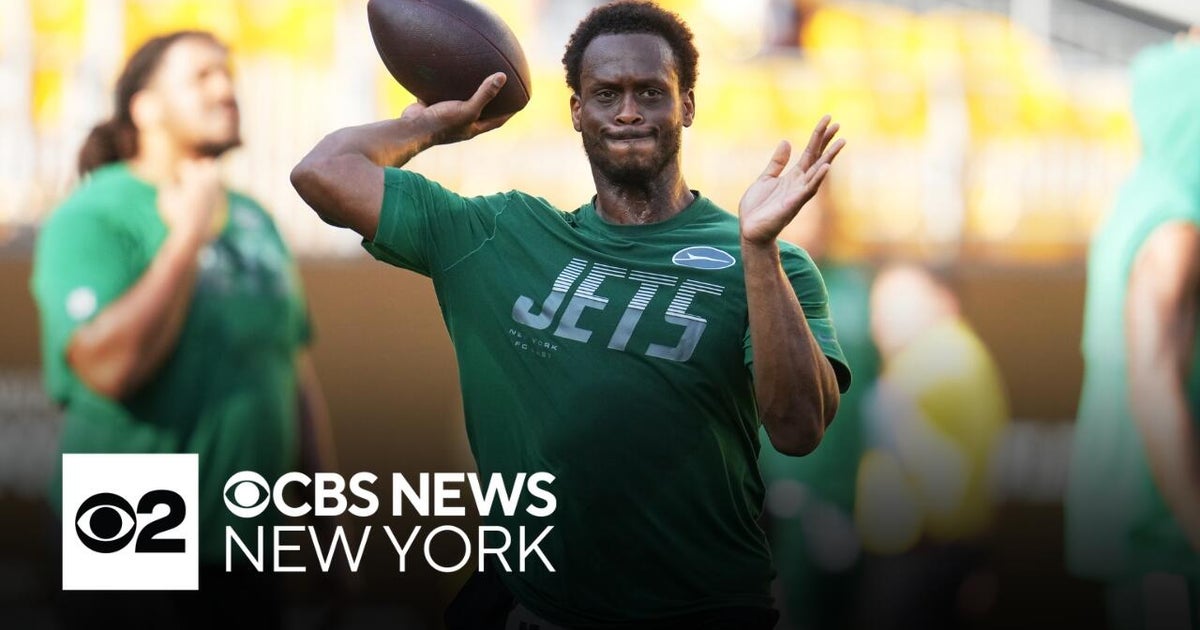 Geno Smith Makes Highly Anticipated Preseason Start Against Pittsburgh Steelers