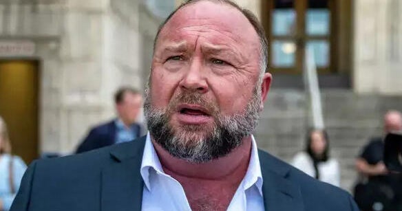 Съдът в Тексас намали присъдата от 50 милиона долара срещу Алекс Джоунс от Infowars, но други присъди все още са в сила