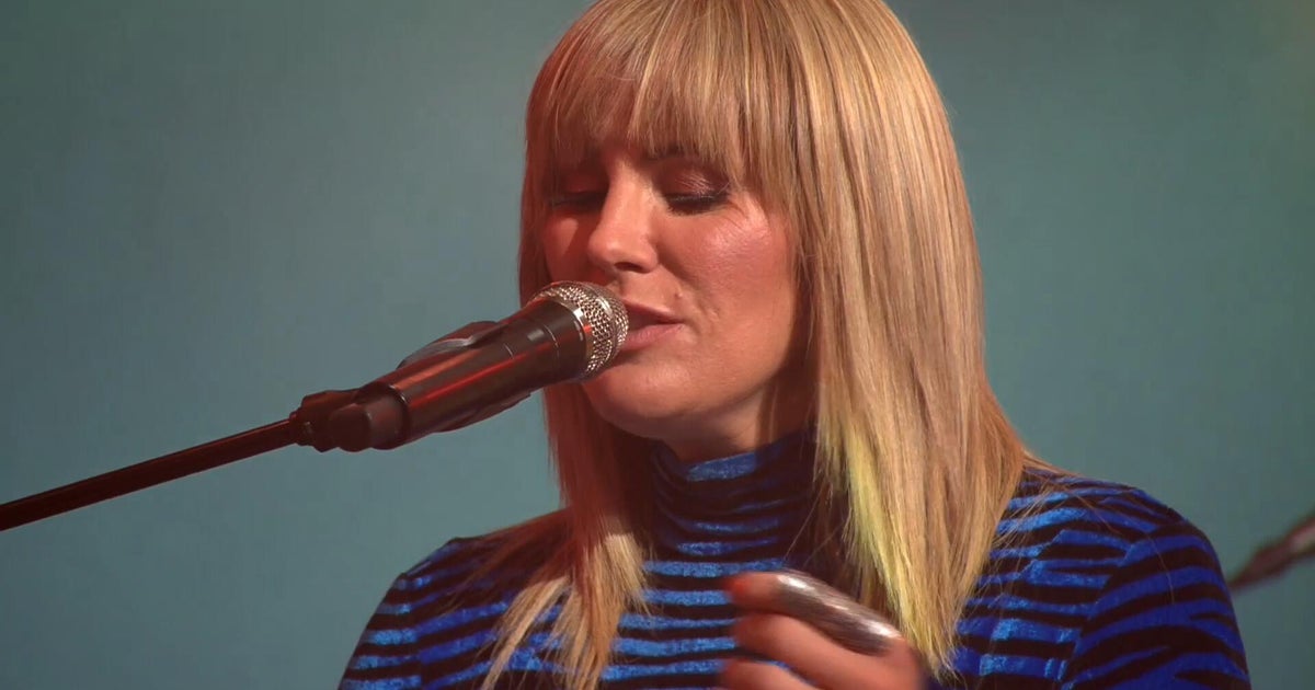 Saturday Sessions: Grace Potter performs "Run Baby Run"
