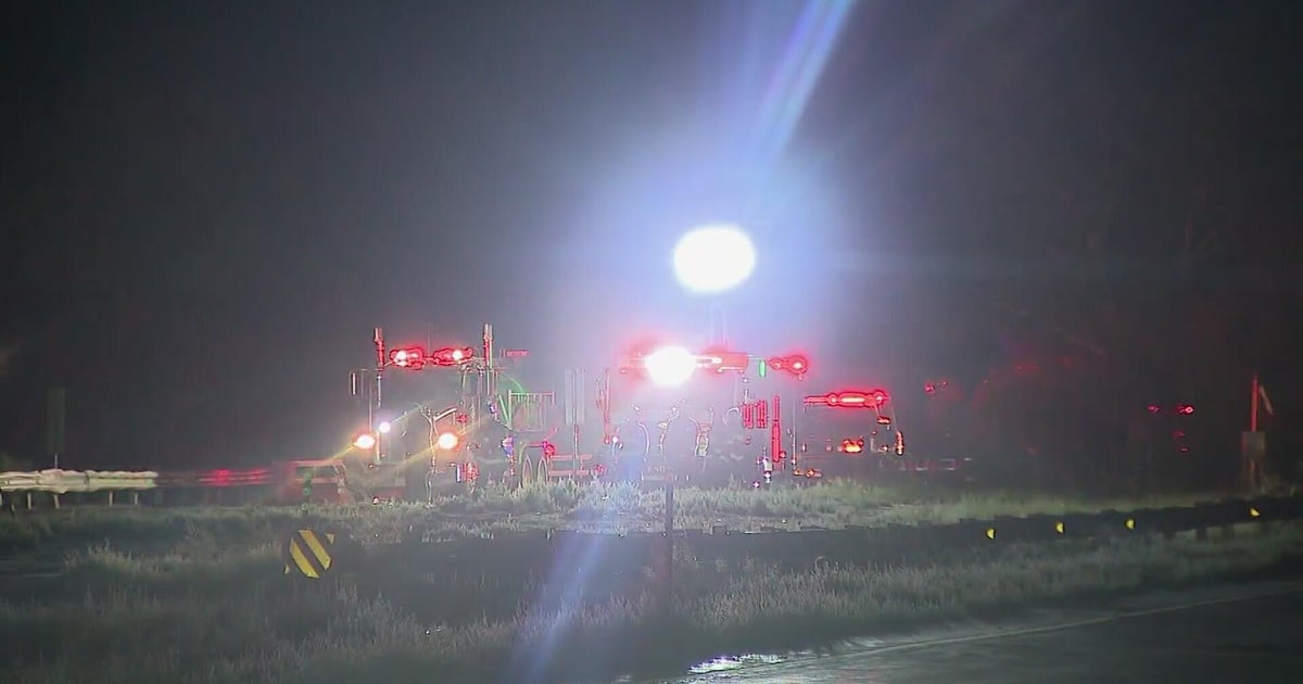 Colorado emergency crews respond to I-70 vehicle fire involving hazmat