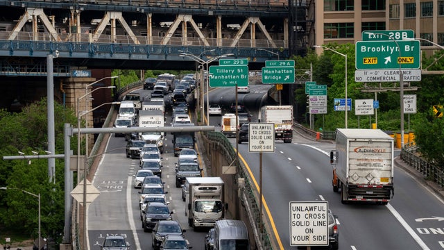 Travelers Ahead Of Memorial Day Weekend 