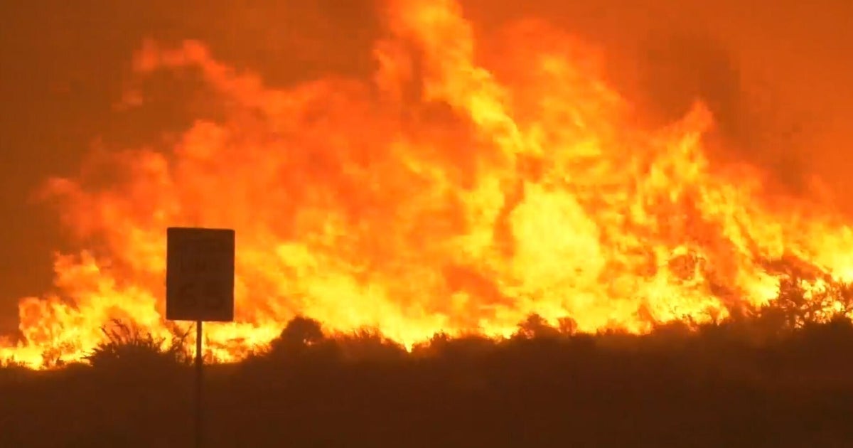 Eye Opener: Wildfires rage in western U.S.