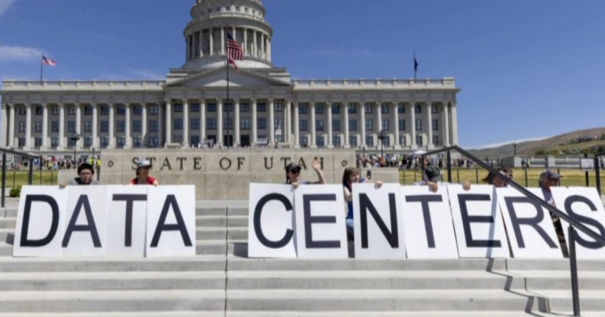 Republican, Democratic strategists react to data centers becoming a huge voting issue