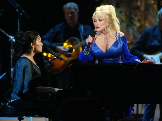 Dolly Parton and Norah Jones at the CMA Awards 