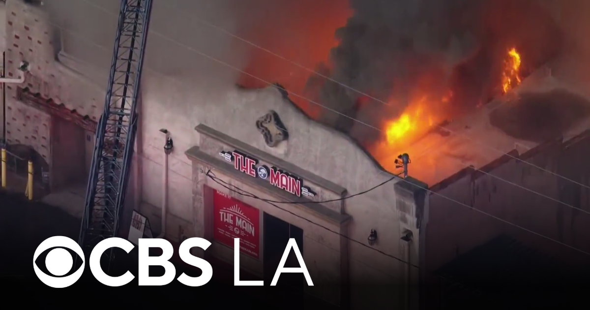 Several Santa Clarita businesses destroyed by large early morning fire
