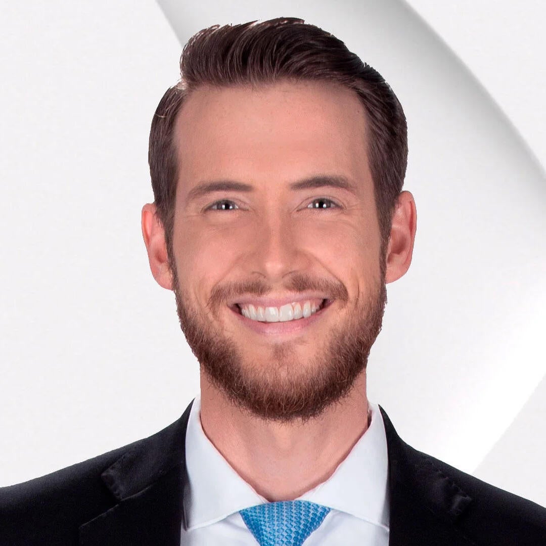 Shane Hinton - CBS News Chicago