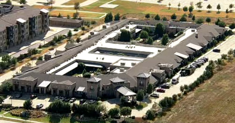 Power outage forces evacuation at Fort Worth senior living center, officials say
