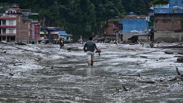 TOPSHOT-NEPAL-WEATHER-LANDSLIDE-FLOOD 