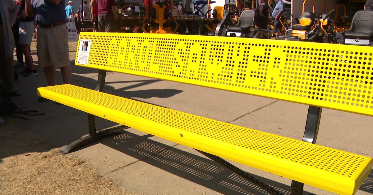 Longtime Minnesota State Fair supporter honored with bench bearing her name