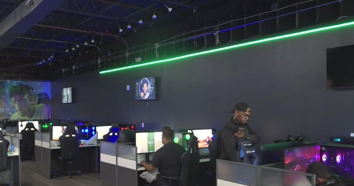 Detroit couple brings learning and gaming to the community