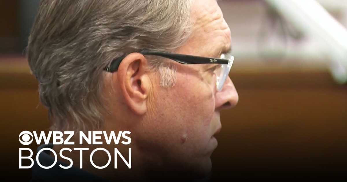 Judge orders competency hearing for Hingham man charged in Apple Store crash