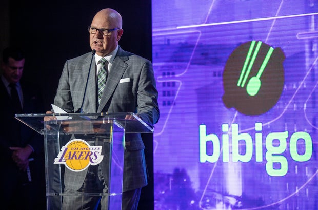 Lakers announce new marketing partnership