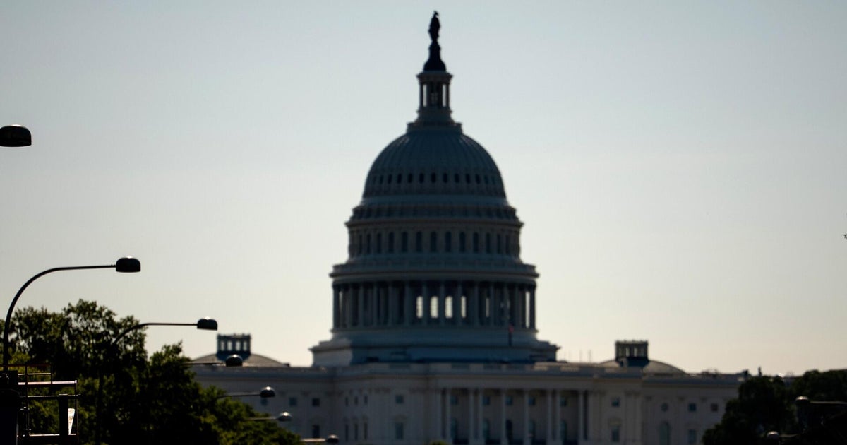 House returns with vote expected to prevent government shutdown