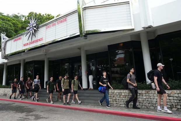 American service members of the USS Abraham Lincoln strike group arrive at a hotel in Pattaya, Thailand, on Wednesday, Sept. 2, 2026.