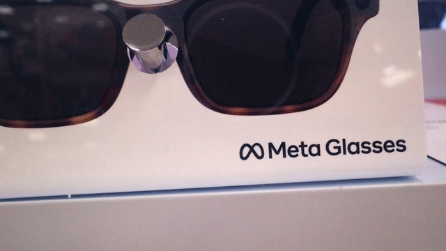 Meta's Ray-Ban Glasses 