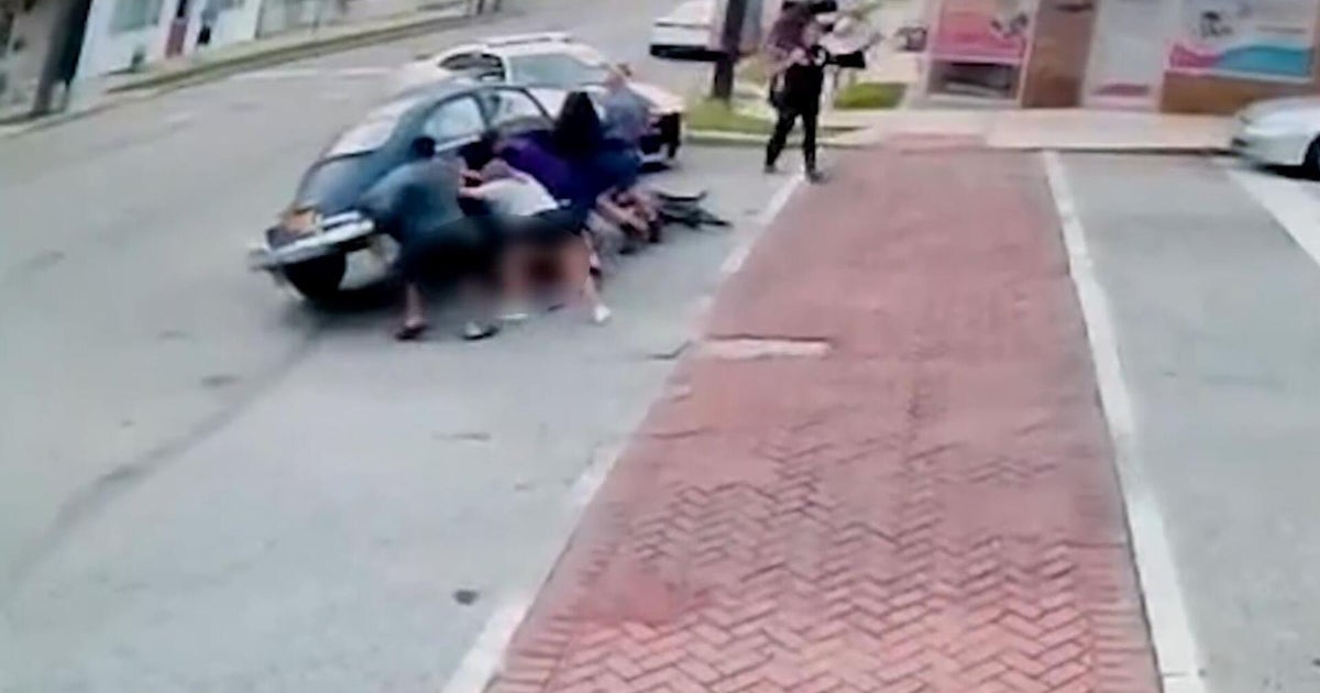 Delaware County honors good Samaritans who lifted Volkswagen to save trapped woman