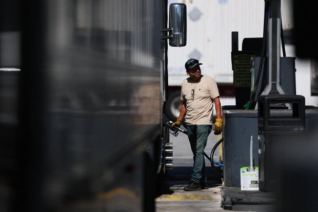 US-IRAN-ECONOMY-WAR-SIX MONTHS