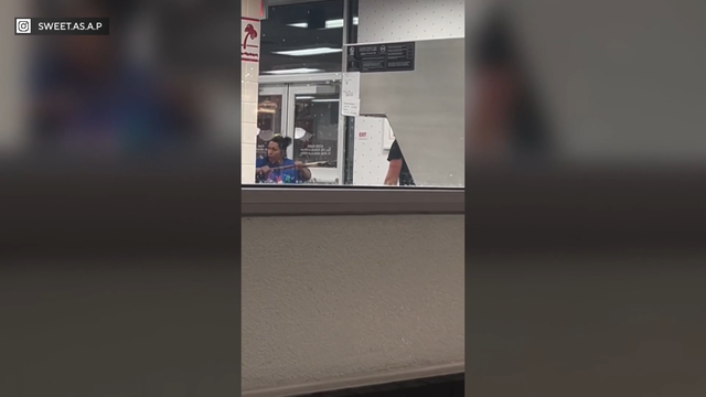 1-39-9p-lake-elsinore-in-n-out-incident-pkg-comstock-mp4.png 