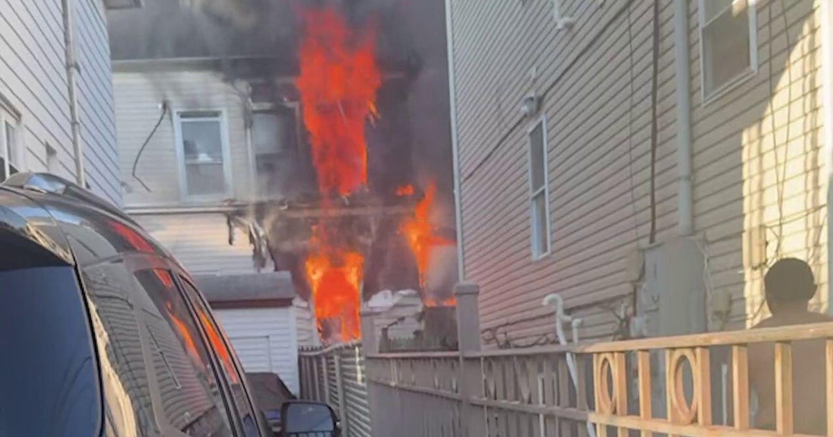 Woman recovering after jumping from third-floor window of burning home in Elizabeth, N.J.
