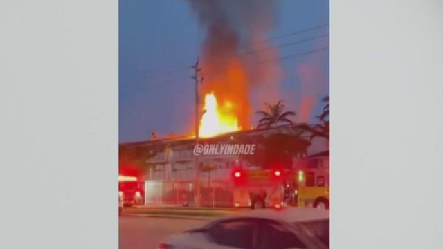 cbsmiami-nwmd-apartment-fire-2.jpg 