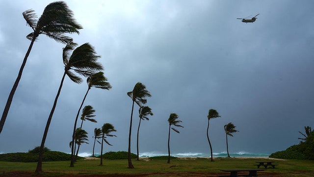 Hurricane Lowell Hawaii 