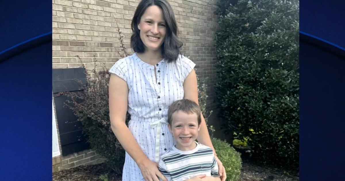 Mom placed on child abuse registry after letting 5-year-old walk alone