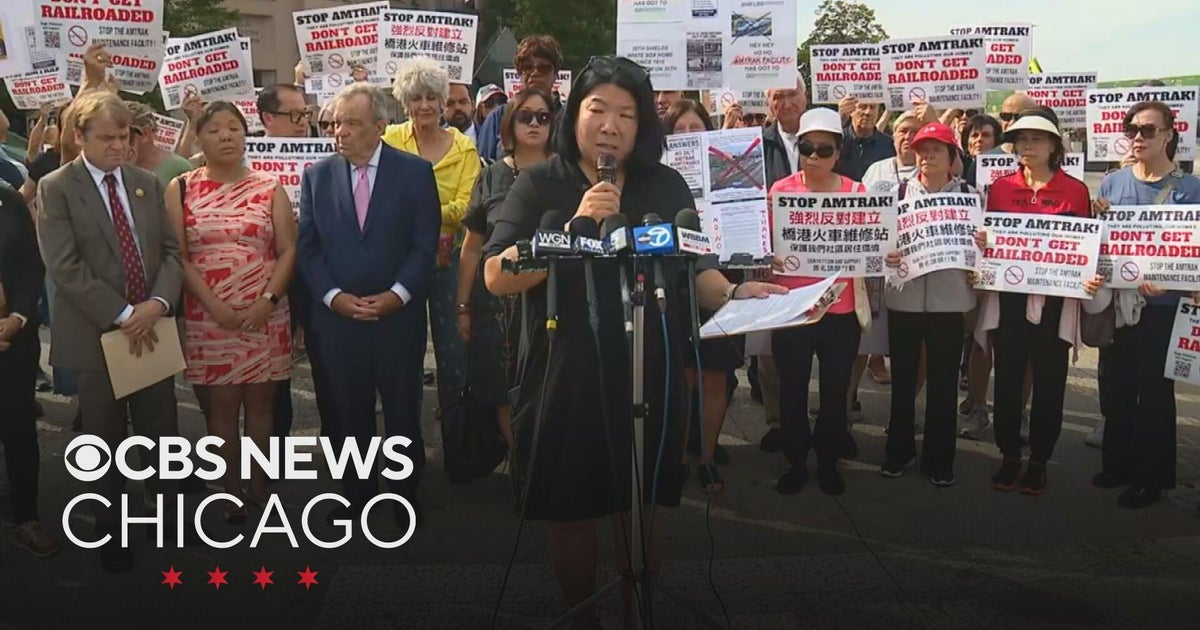 Community leaders, residents rally against potential Chicago White Sox move