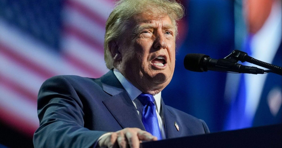 Trump's Republican midterm convention included $5,000 pitch and Iran war expectations