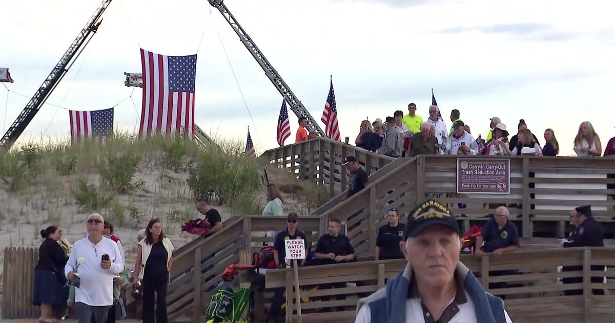 Long Island families gather to remember 9/11 victims at Point Lookout