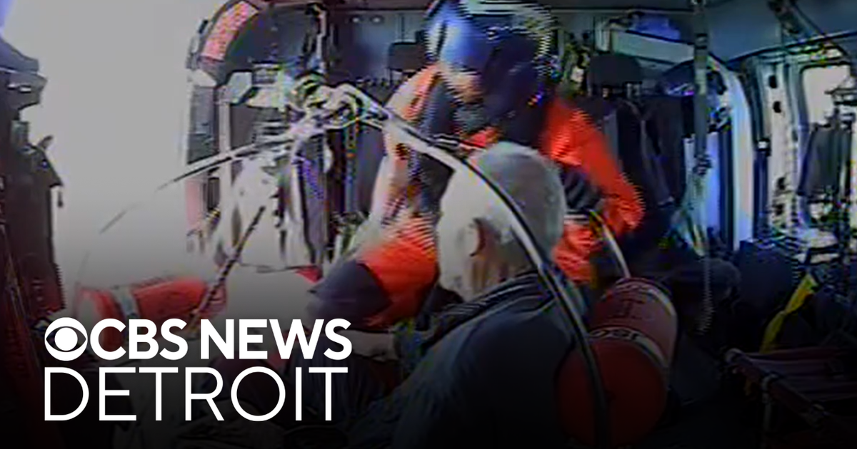 Video shows Coast Guard transporting missing Isle Royale hiker after he was found
