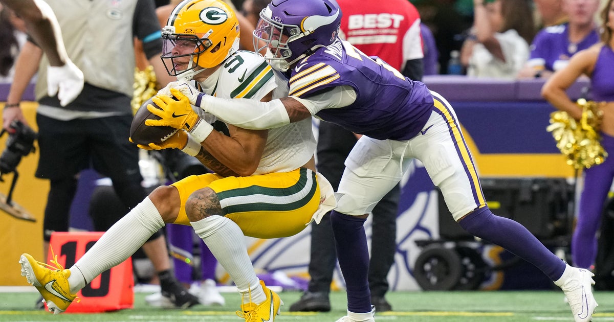 Minnesota Vikings defense delivers late in 39-22 win over Green Bay Packers