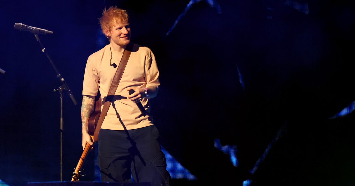 Поддържащите изпълнители на Ed Sheeran се оттеглиха от турнето, след като Macklemore беше отхвърлен заради пропалестински коментари