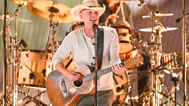 The 59th Annual CMA Awards - Show 