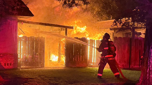 turlock-apt-fire.png 