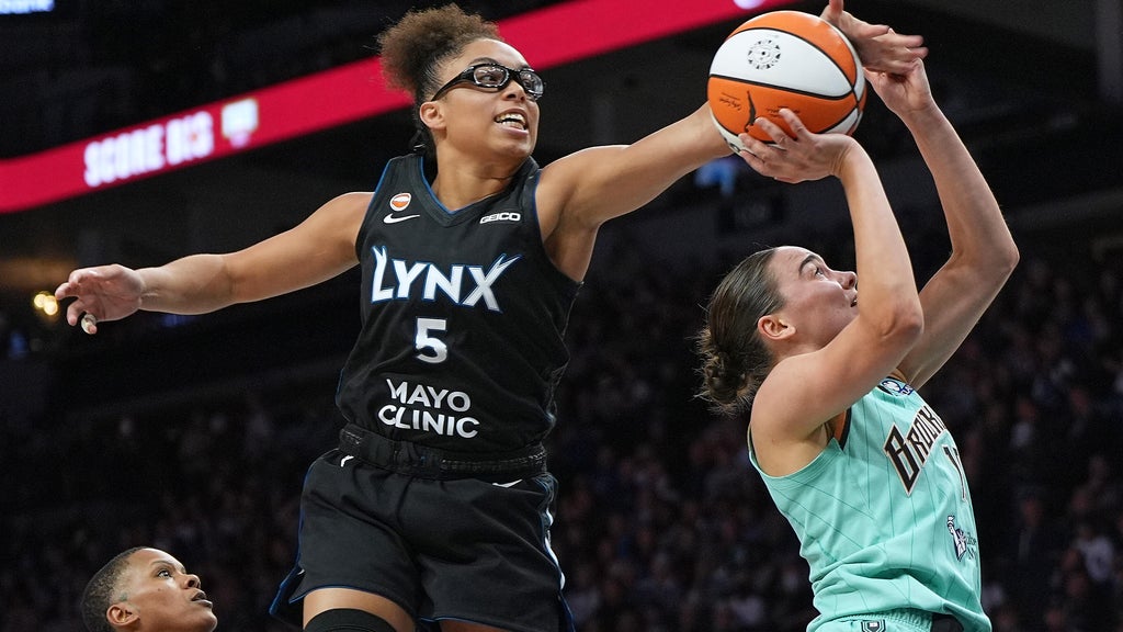 The Liberty beat the Lynx 93
