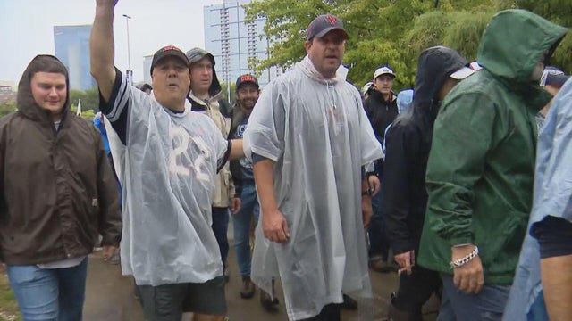 bears-fans.jpg 