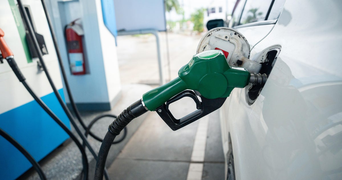 cbsnews.com - Paula  Wethington - Michigan gas prices surge 60 cents in a week, diesel costs continue to set records