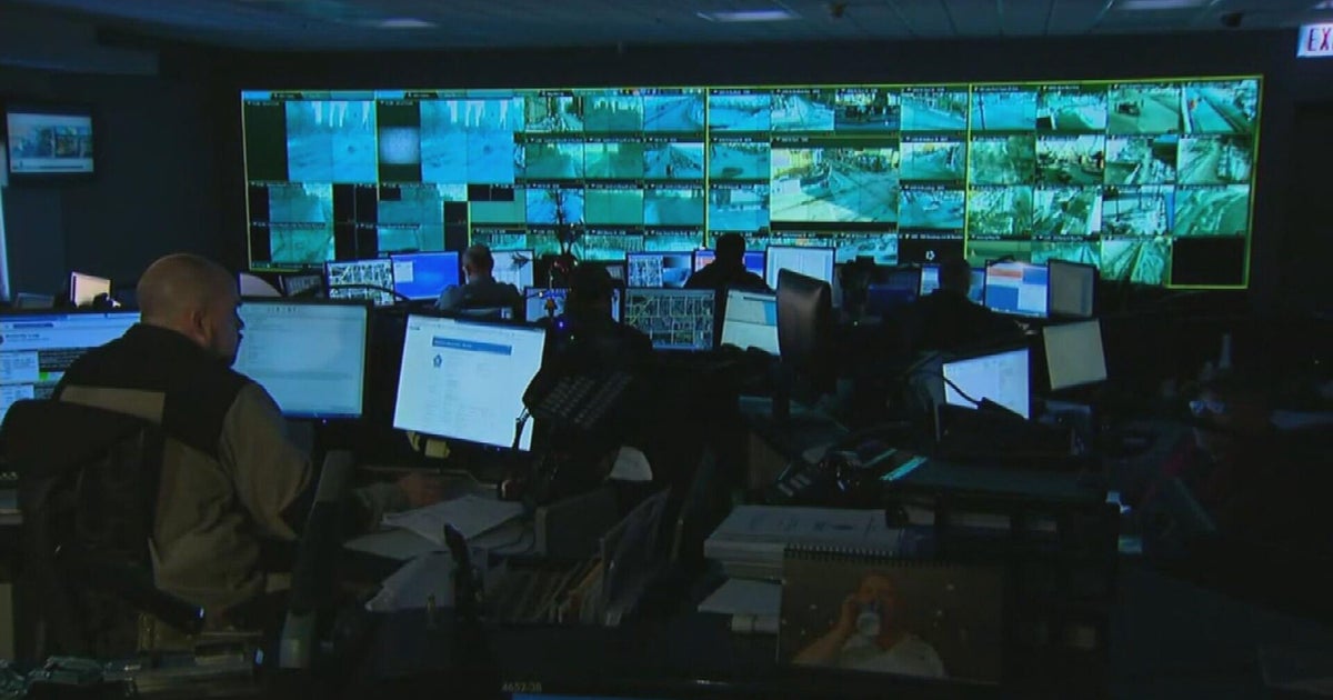 Chicago begins switch to new 911 dispatch system despite some aldermen ...