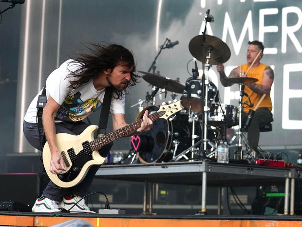 jake-barlow-riot-fest-2026-chicago-all-american-rejects-aar-13.jpg