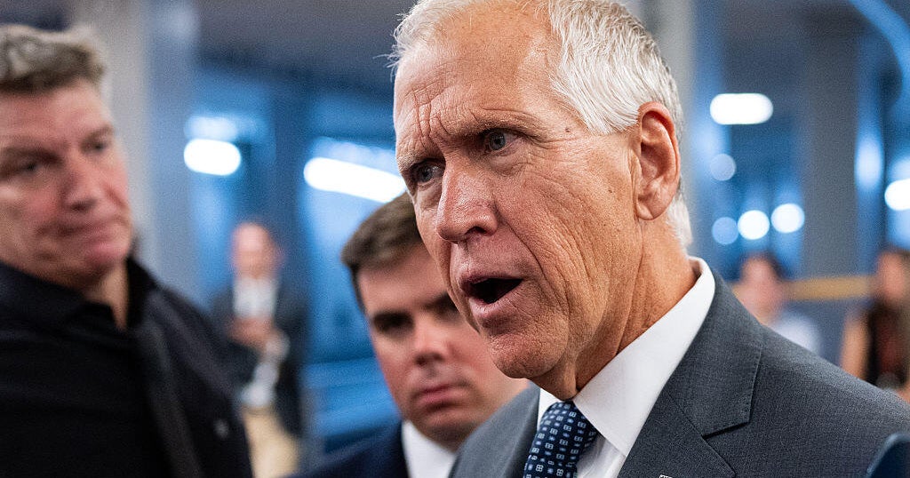 GOP Sen. Thom Tillis on Trump-Xi visit: "It's a WTF moment"