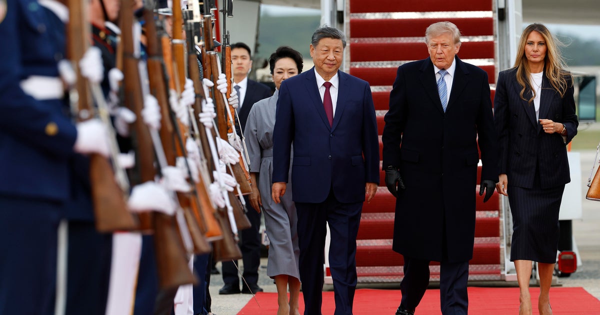 Trump greets Chinese President Xi with ceremony amid trade and AI talks