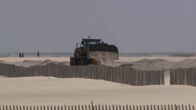 long-island-weather-preps-cg-and-nod-hi-res-still-11-28-4209.jpg 
