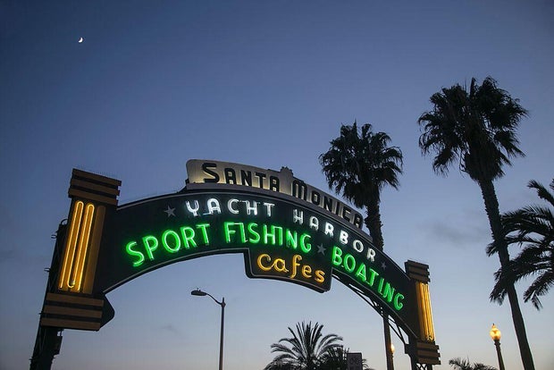 Entrance to Santa Monica Pier 
