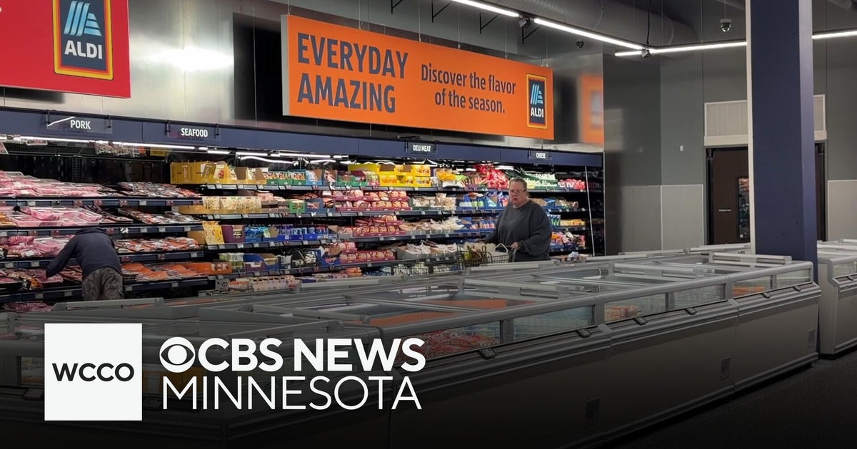 New St. Paul Aldi fills in void for grocery shoppers