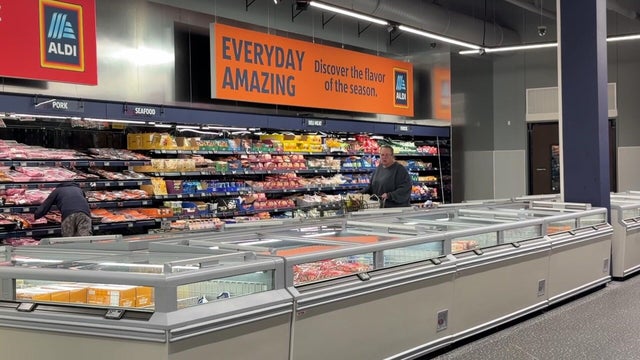5p-pkg-dt-stp-aldi-opens-wccobcmc.jpg 